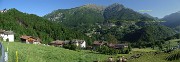 06 Da Oltre il Colle vista su Zorzone e verso la Val Vedra col Monte Vindiolo (2056 m) - Copia
